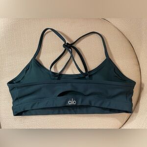 Alo yoga midnight green airlift intrigue bra size M